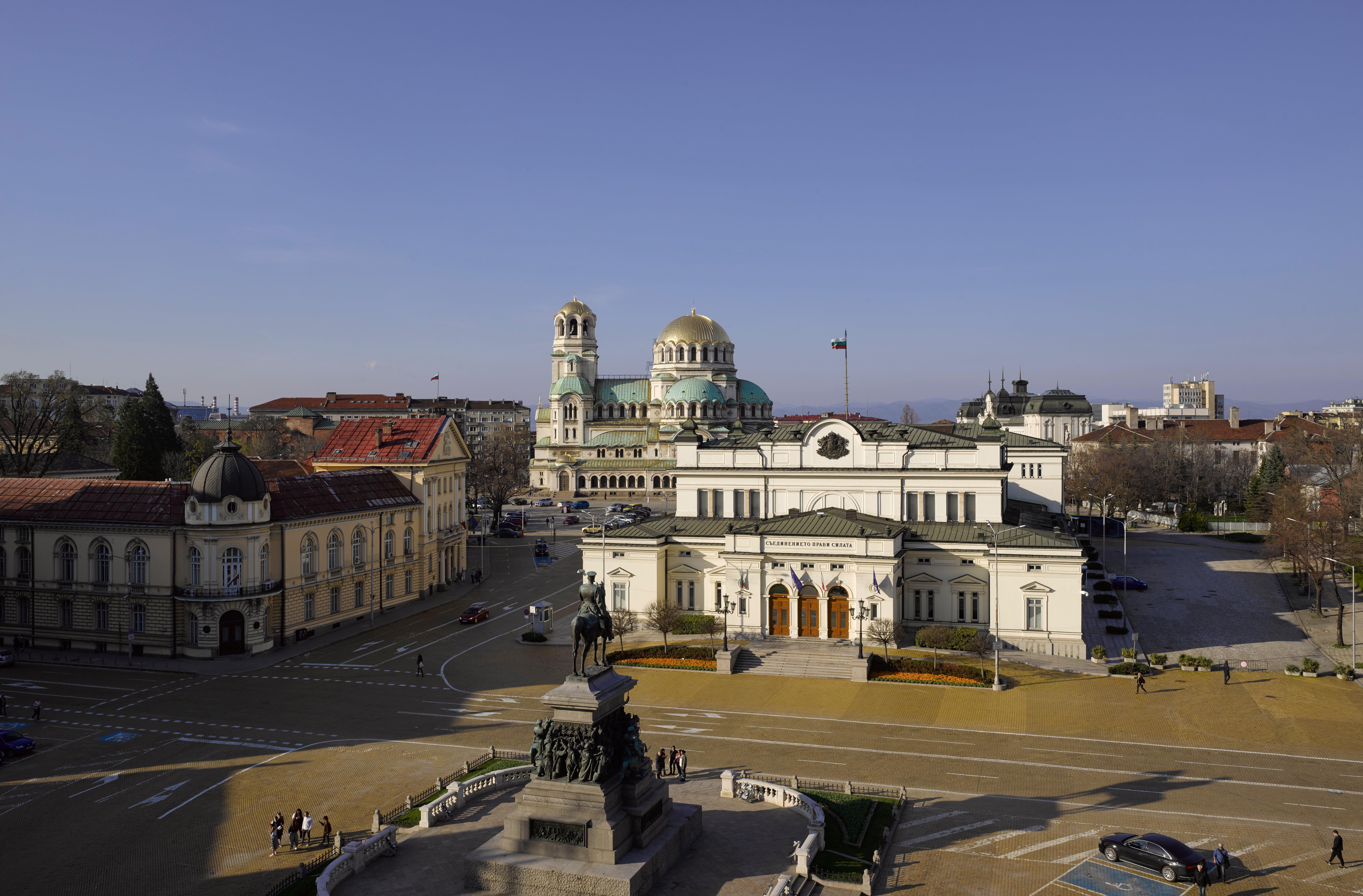 InterContinental Sofia, an IHG Hotel Esterno foto The National Assembly of Bulgaria