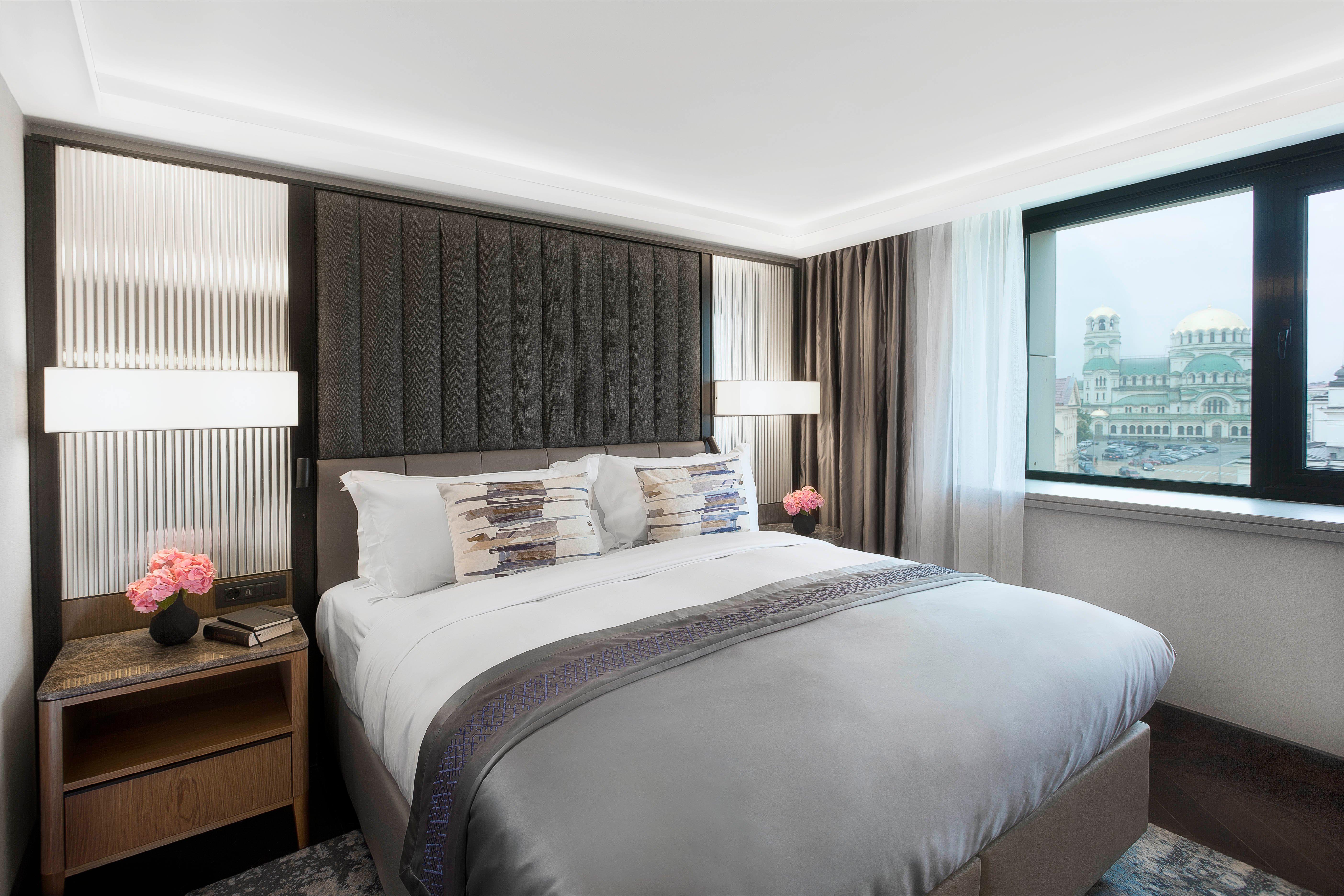 InterContinental Sofia, an IHG Hotel Esterno foto A bedroom at The London West End