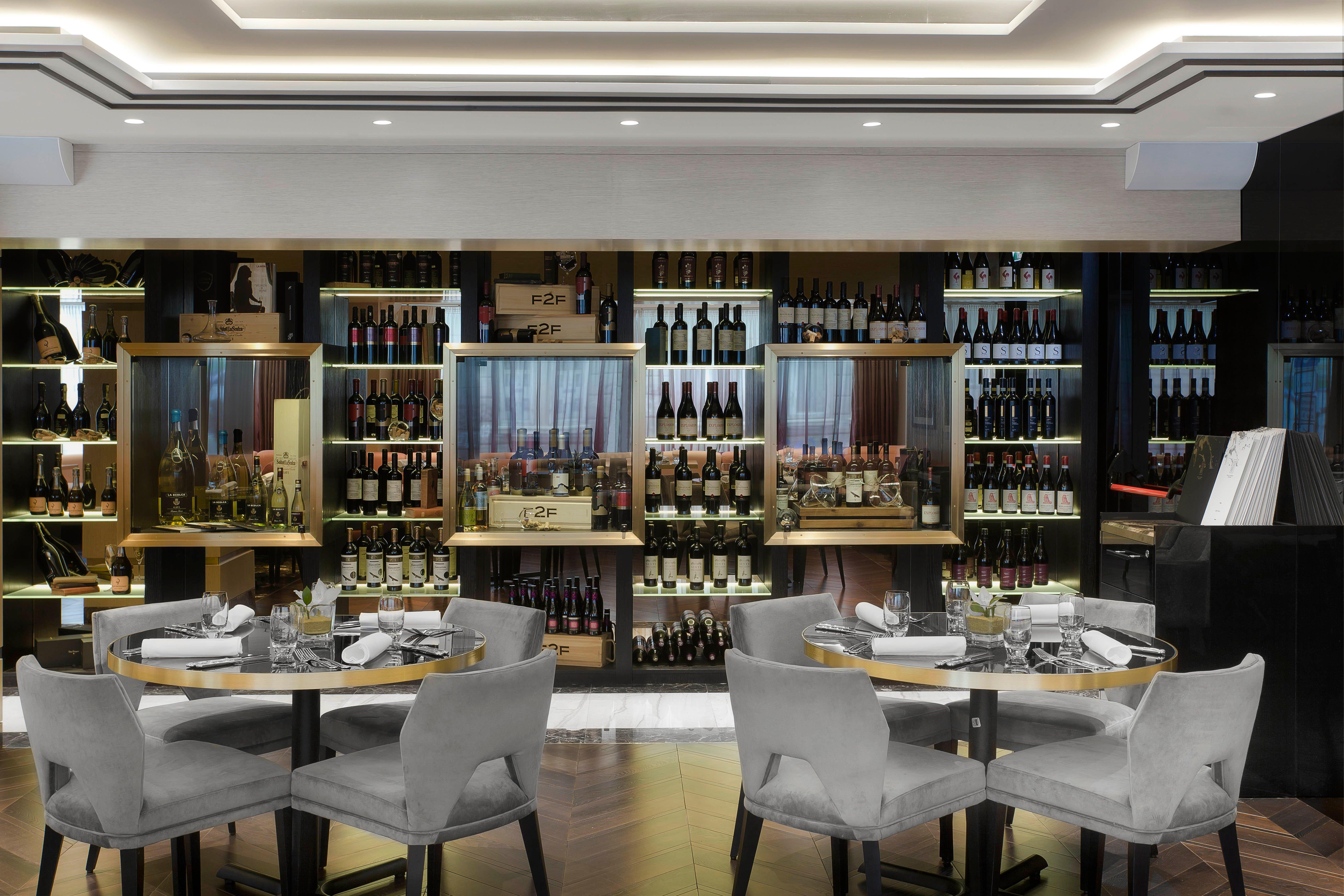 InterContinental Sofia, an IHG Hotel Esterno foto The Wine Bar